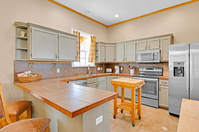 7355 Fm 713 RD, Dale, TX 78616