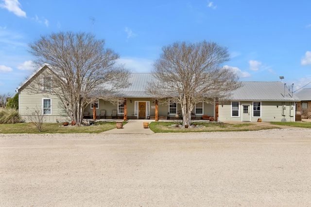 7355 Fm 713 RD, Dale, TX 78616