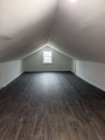 413 5th St, Lawrenceburg, TN 38464