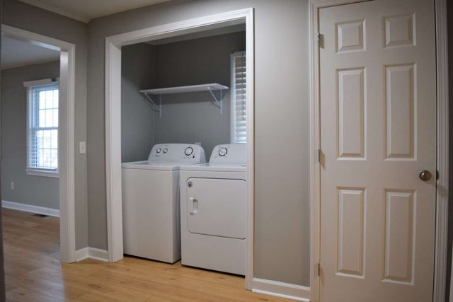 413 5th St, Lawrenceburg, TN 38464