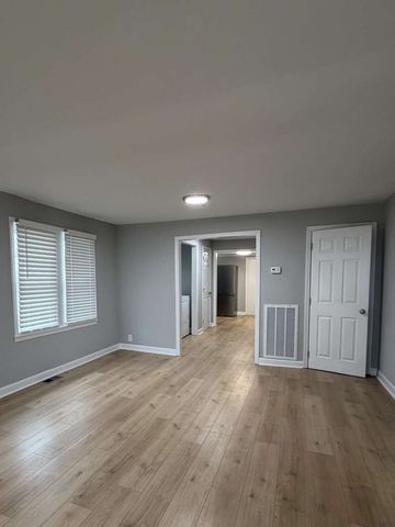 413 5th St, Lawrenceburg, TN 38464