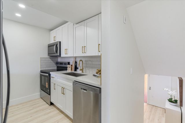 755 Dotterel Road, Delray Beach, FL 33444
