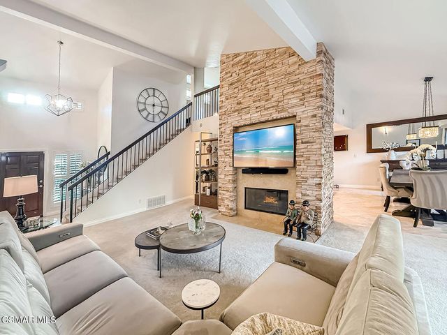 173 Pebble Beach Drive, Newbury Park, CA 91320