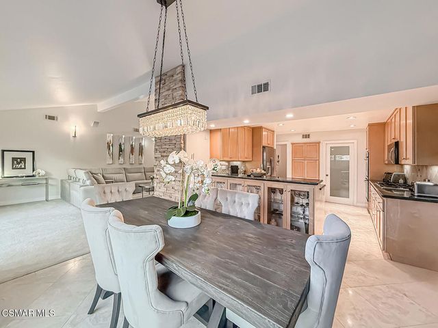 173 Pebble Beach Drive, Newbury Park, CA 91320