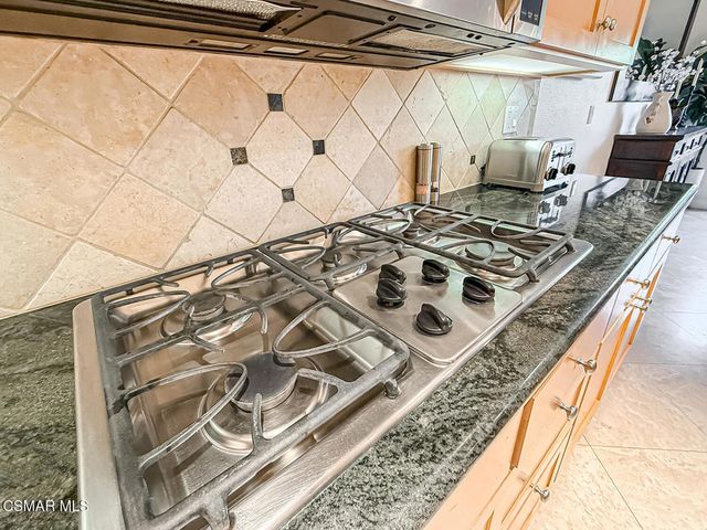 173 Pebble Beach Drive, Newbury Park, CA 91320