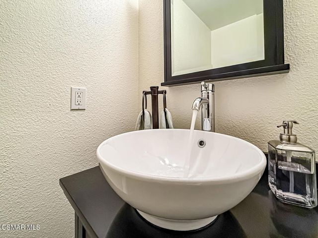 173 Pebble Beach Drive, Newbury Park, CA 91320