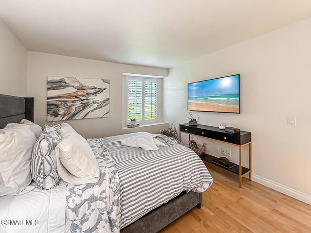 173 Pebble Beach Drive, Newbury Park, CA 91320