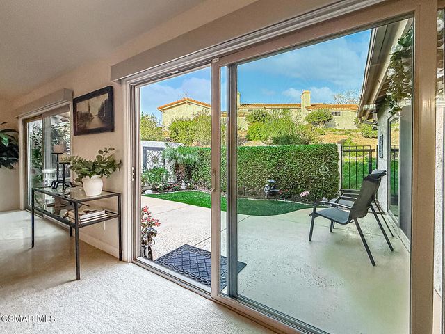 173 Pebble Beach Drive, Newbury Park, CA 91320