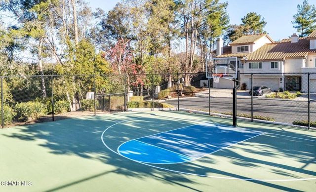 173 Pebble Beach Drive, Newbury Park, CA 91320