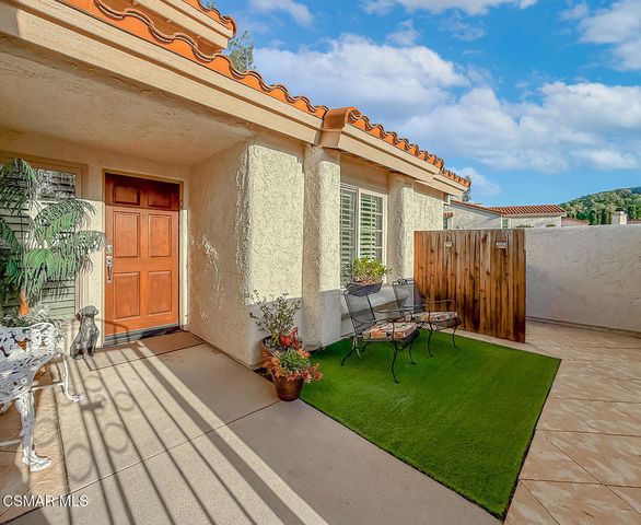 173 Pebble Beach Drive, Newbury Park, CA 91320