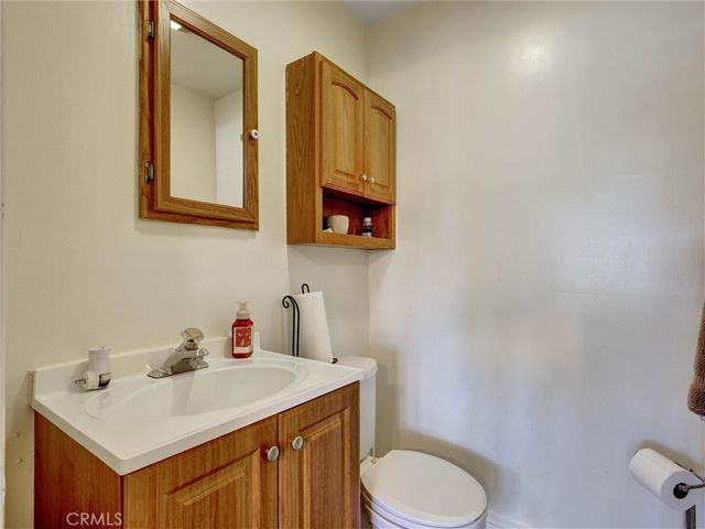 812 W Athens, Los Angeles, CA 90044