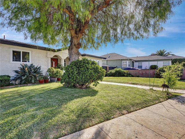 812 W Athens, Los Angeles, CA 90044