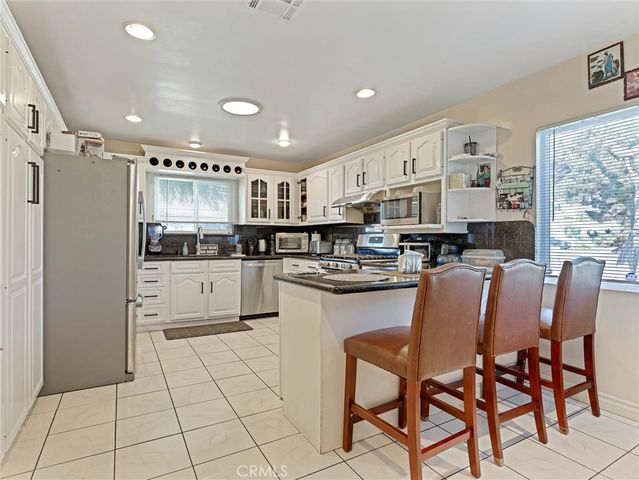 812 W Athens, Los Angeles, CA 90044