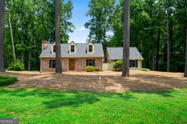 104 Lake Somerset Drive NW, Marietta, GA 30064