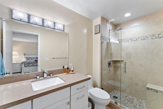 22130 E Cliff Drive 2D, Santa Cruz, CA 95062