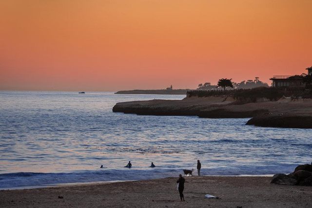 22130 E Cliff Drive 2D, Santa Cruz, CA 95062