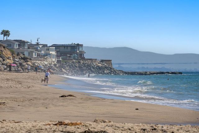 22130 E Cliff Drive 2D, Santa Cruz, CA 95062