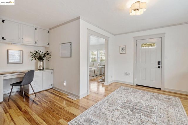 328 W Walnut St, Stockton, CA 95204