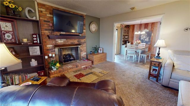 1831 Chestnut Grove Road, King, NC 27021