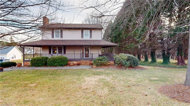 1831 Chestnut Grove Road, King, NC 27021