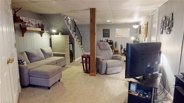 1831 Chestnut Grove Road, King, NC 27021