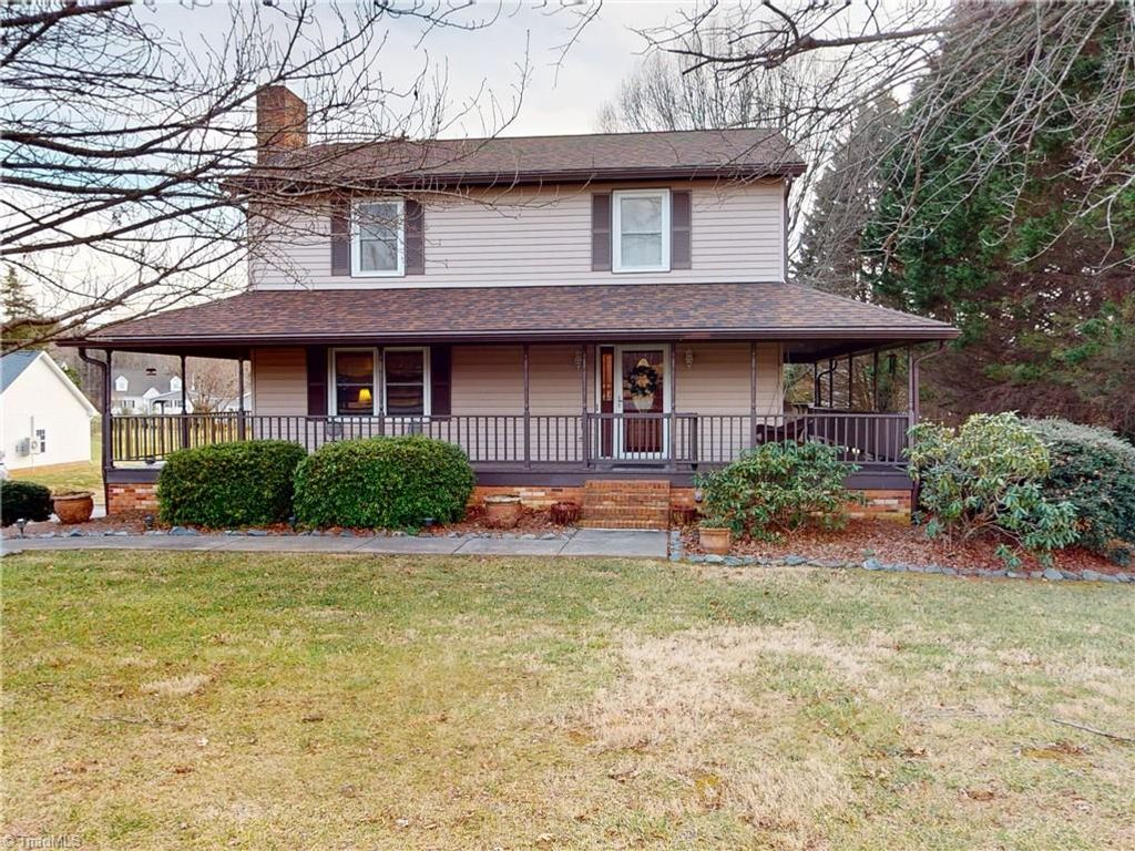 1831 Chestnut Grove Road, King, NC 27021