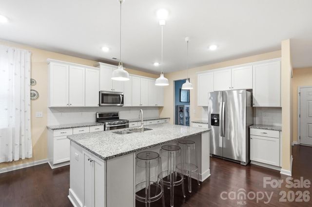 11504 Vista Ridge Court, Midland, NC 28107