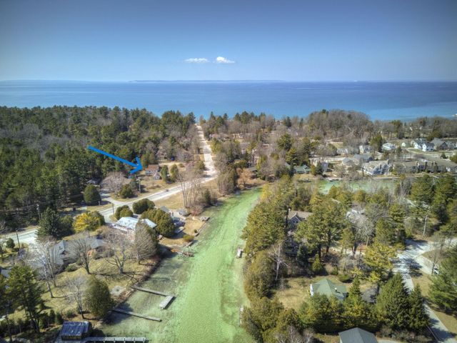 603 S Main Street, Leland, MI 49654