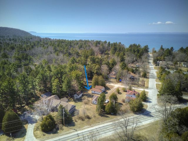 603 S Main Street, Leland, MI 49654