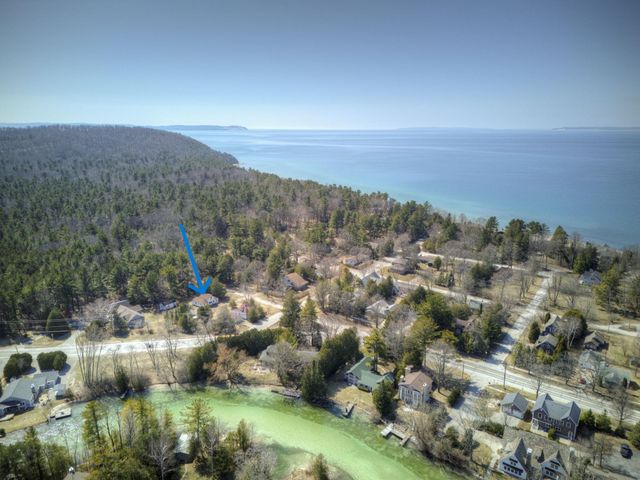 603 S Main Street, Leland, MI 49654