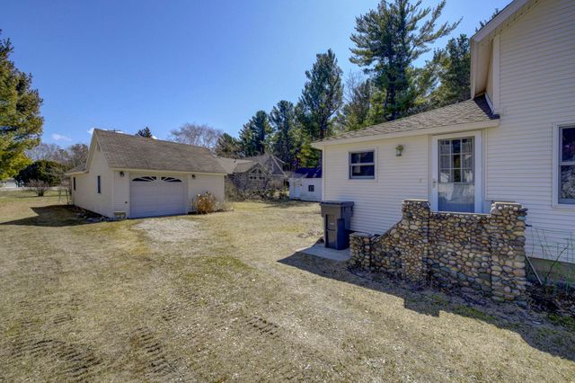 603 S Main Street, Leland, MI 49654