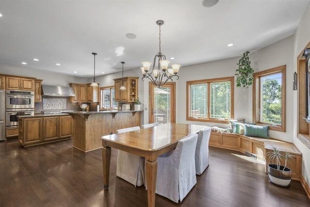 1314 Hanover Court, Waunakee, WI 53597
