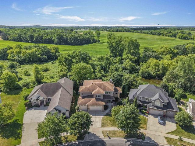 1314 Hanover Court, Waunakee, WI 53597
