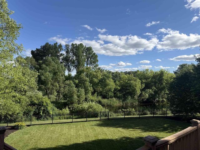 1314 Hanover Court, Waunakee, WI 53597