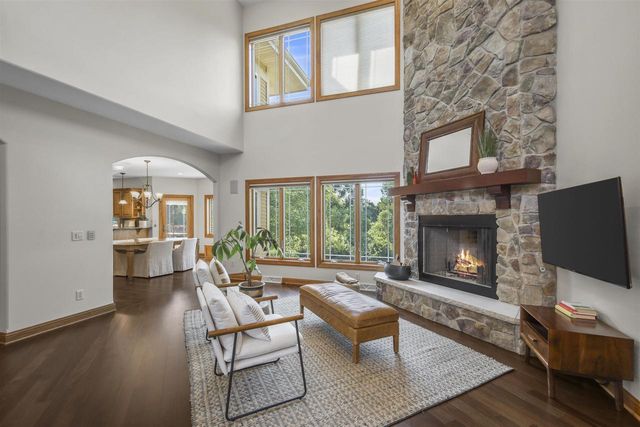 1314 Hanover Court, Waunakee, WI 53597