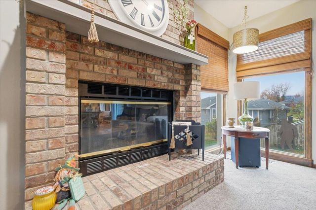 195 WOODBURY Circle, Council Bluffs, IA 51503