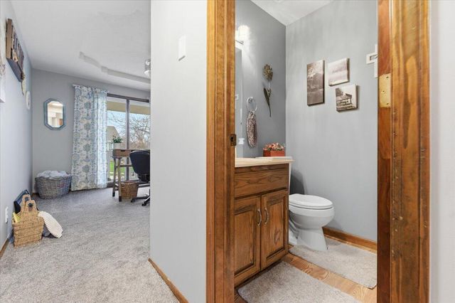 195 WOODBURY Circle, Council Bluffs, IA 51503