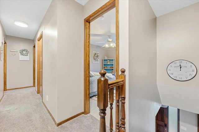 195 WOODBURY Circle, Council Bluffs, IA 51503