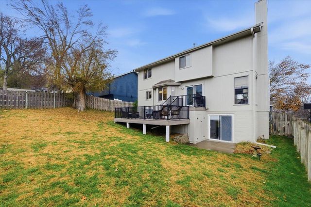 195 WOODBURY Circle, Council Bluffs, IA 51503