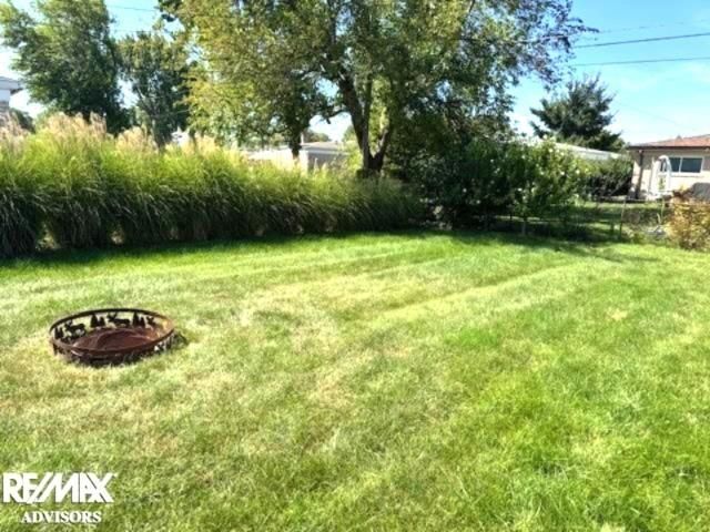 30607 Glenwood Circle, Warren, MI 48088