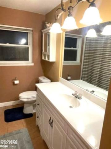 30607 Glenwood Circle, Warren, MI 48088
