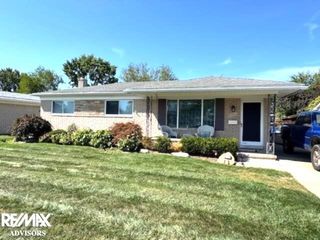 30607 Glenwood Circle, Warren, MI 48088