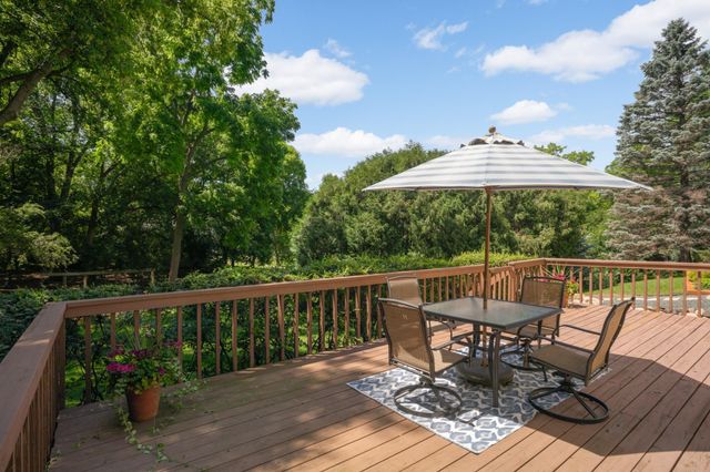 3620 James Avenue, Deephaven, MN 55391