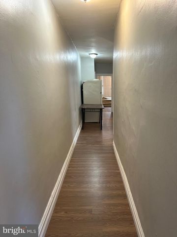 1192 YORKSHIP SQ, Camden, NJ 08104