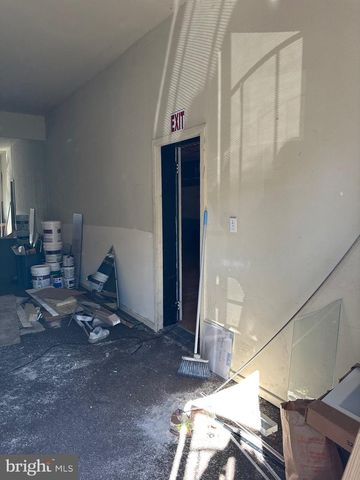 1192 YORKSHIP SQ, Camden, NJ 08104