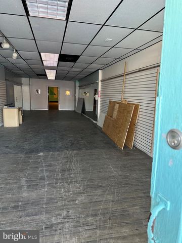 1192 YORKSHIP SQ, Camden, NJ 08104