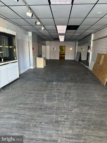 1192 YORKSHIP SQ, Camden, NJ 08104