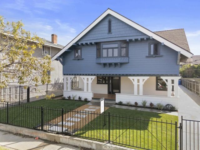 1676 W 24th, Los Angeles, CA 90007