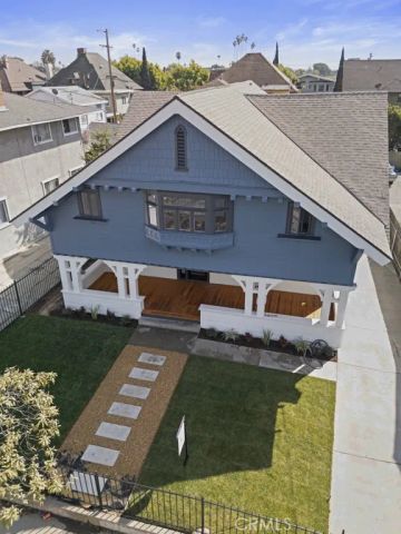 1676 W 24th, Los Angeles, CA 90007