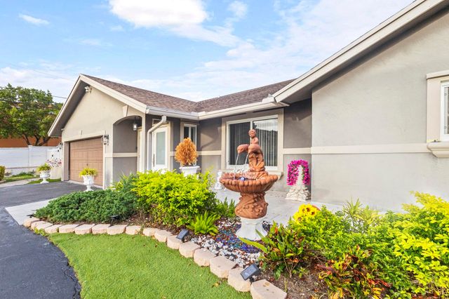 4040 NE 6th Avenue, Deerfield Beach, FL 33064